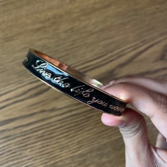 🔥 3/$20 Black and Gold Bangle - Picture 1 of 4